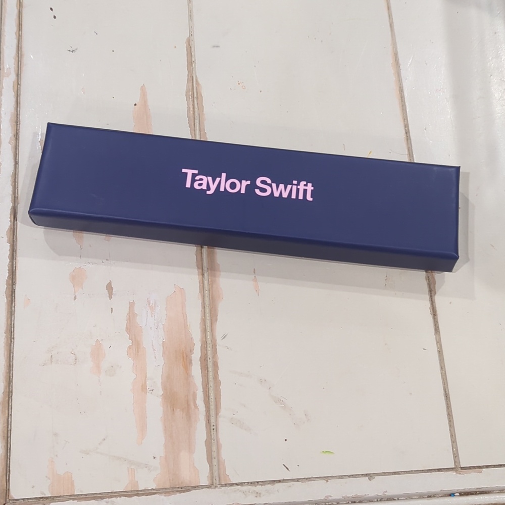 Taylor Swift deep blue empty midnights box